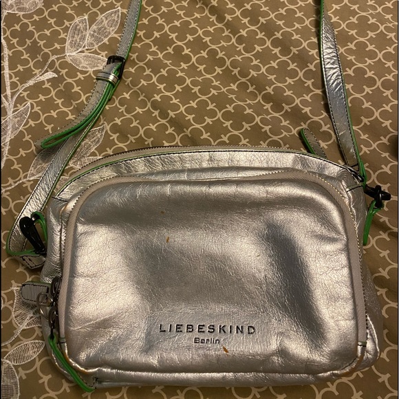 Liebeskin Berlin - Silver Purse - Picture 2 of 10